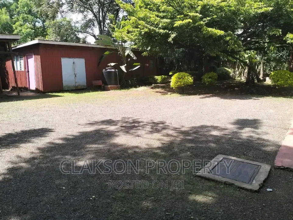 Spacious 3-Bedroom Bungalow in Prestige Woodley Estate for Rent in Woodley Estate