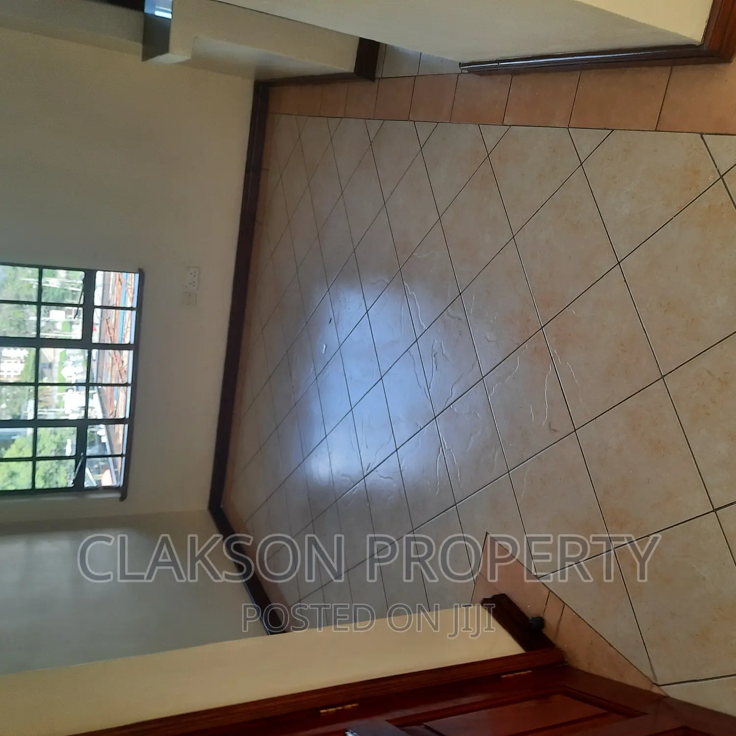 Spacious 3-Bedroom Bungalow in Prestige Woodley Estate for Rent in Woodley Estate