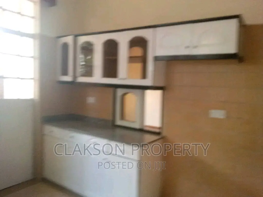 Langata 3-Bedroom Apartment: Ideal for Long-Term Rent in Langata