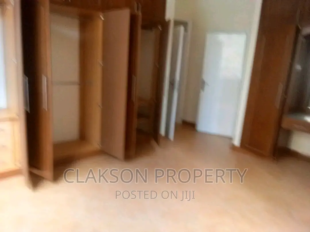 Langata 3-Bedroom Apartment: Ideal for Long-Term Rent in Langata
