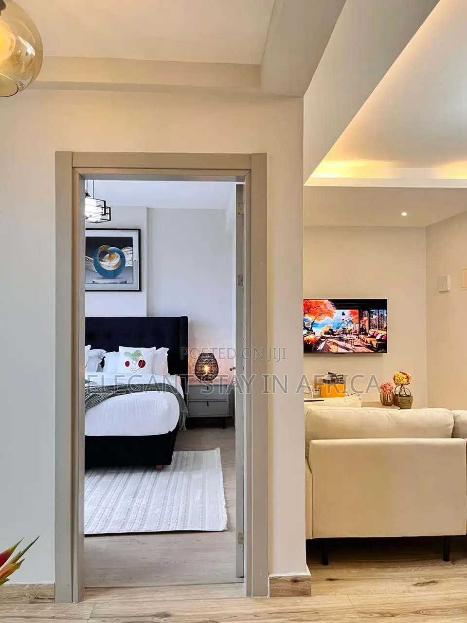 Riverside 1-Bedroom Luxury Apartment - Available Now! in Riverside Drive