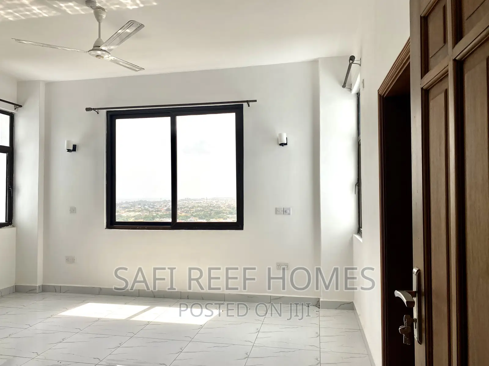 Modern 4-Bedroom Apartment in Kizingo - Perfect for Your Needs in Kizingo