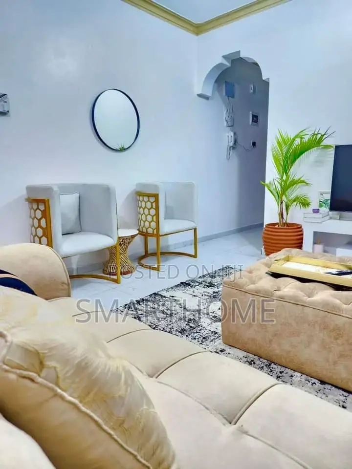 2-Bedroom Airbnb in South: Perfect Staycation Spot in South B