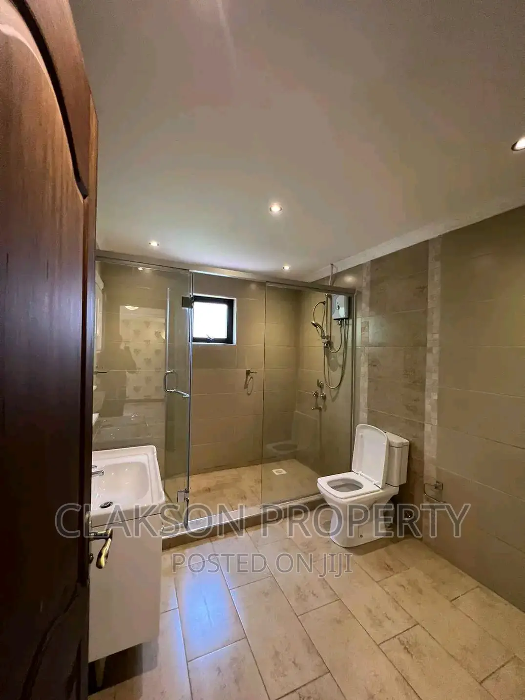 5-Bedroom Property in Lavington for Long-Term Rent in Lavington