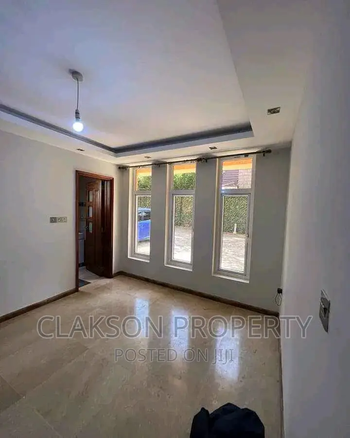 Lavington's Premier 5-Bedroom Home - Elegant and Ready for You to Move In in Lavington