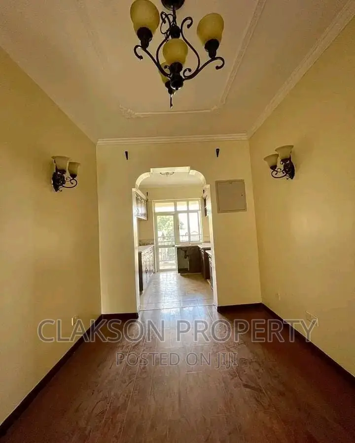 3-Bedroom Flat in Lavington for Rent - Ideal Home! in Lavington