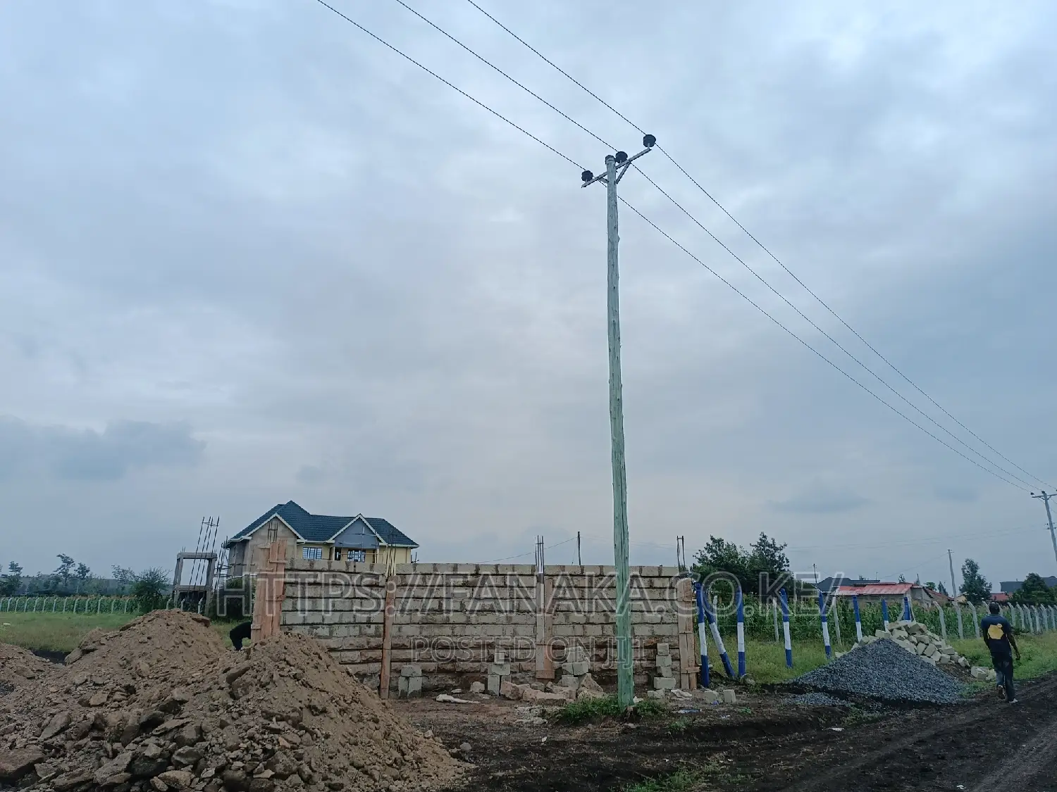 New Residentials in Kamulu With Ready Titles ^AC in Kamulu