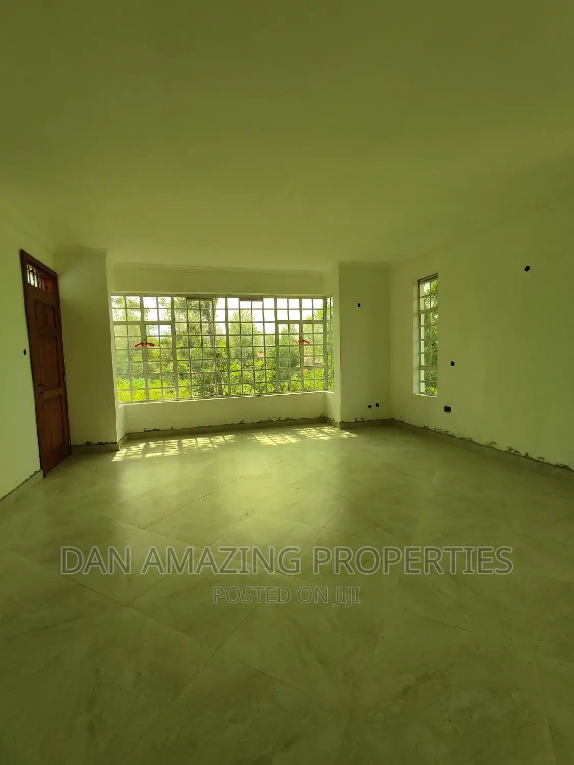 Stunning 4-Bedroom Maisonette in Rimpa's Plus 2 District - For Sale in Rimpa