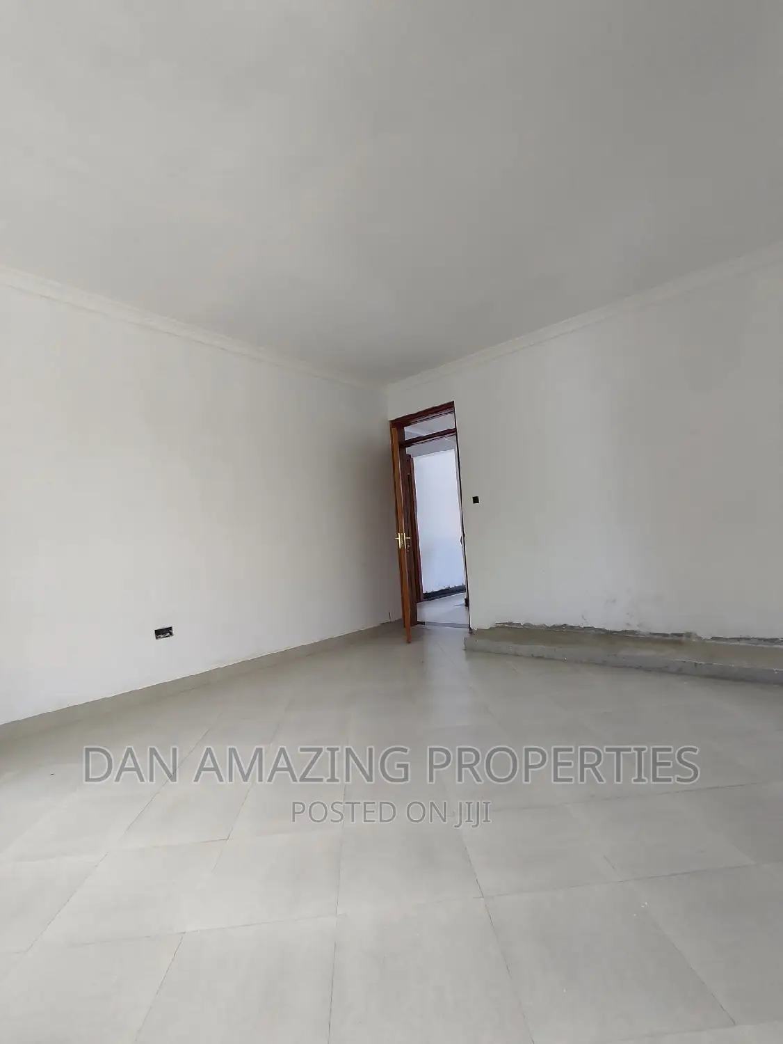 Stunning 4-Bedroom Maisonette in Rimpa's Plus 2 District - For Sale in Rimpa