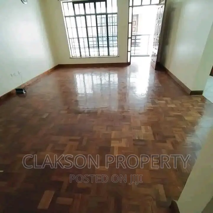 3-Bedroom Apartment in Woodley - Ideal for Families in Woodley Estate