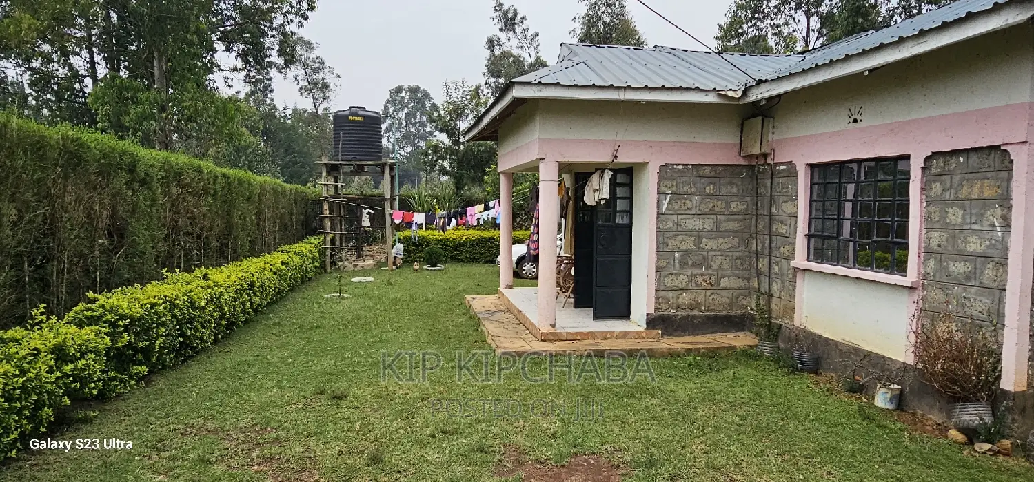 2-Bedroom Bungalow in Outspan, Racecourse - Seeking New Owner Now in Racecourse