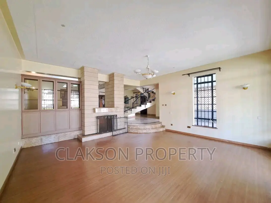 Lavington's Premier 5-Bedroom Townhouse / Terrace for Rent in Lavington