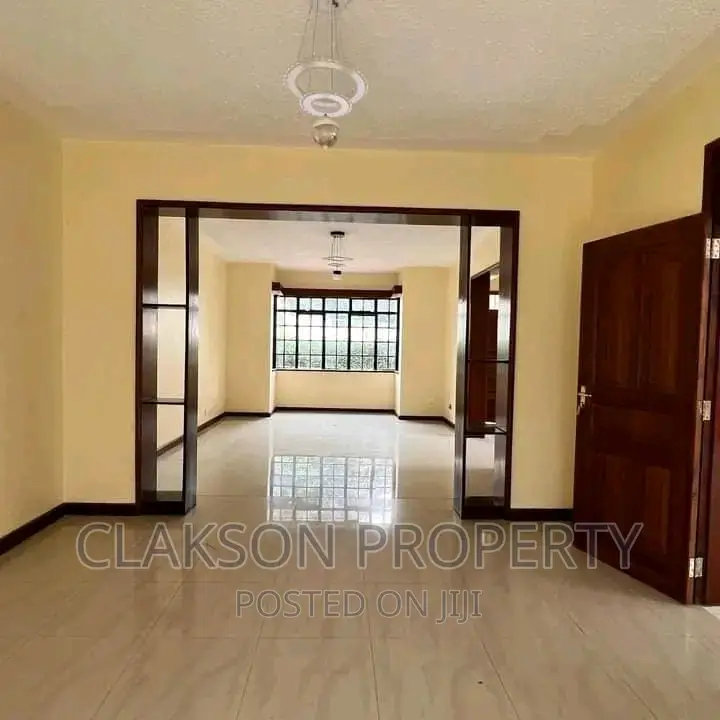 Lavington Terrace Townhouse: 3 Bedrooms, Minimum 2-Year Lease in Lavington