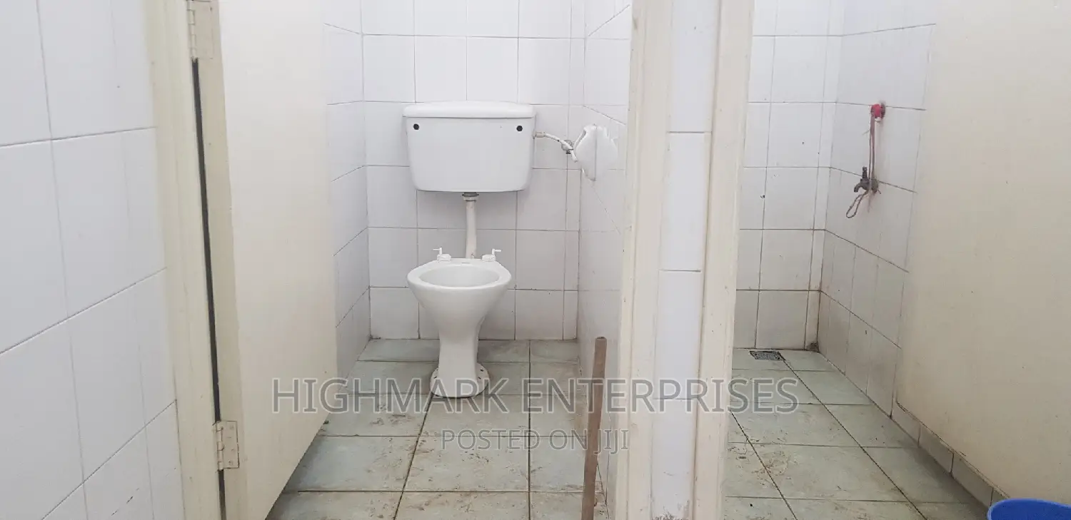 Spacious 10,000 Sq Ft Godown for Rent in Cabanas in City Cabanas