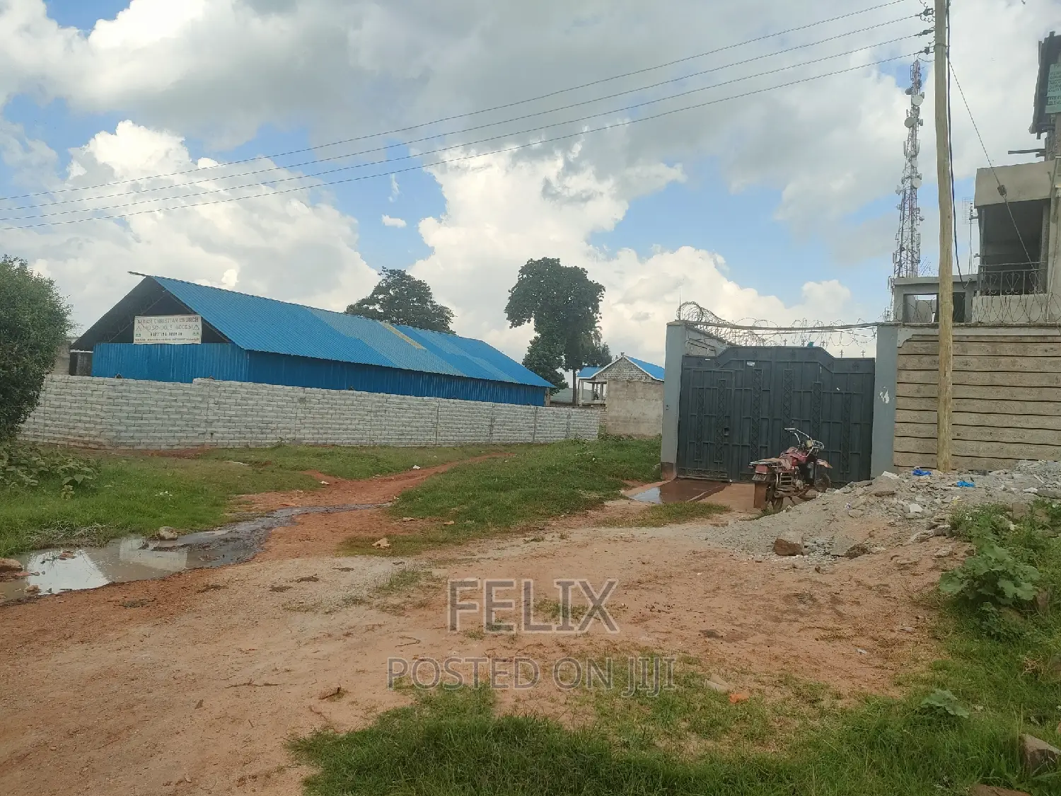 Karatina Karindundu 50/100 in Karatina Town