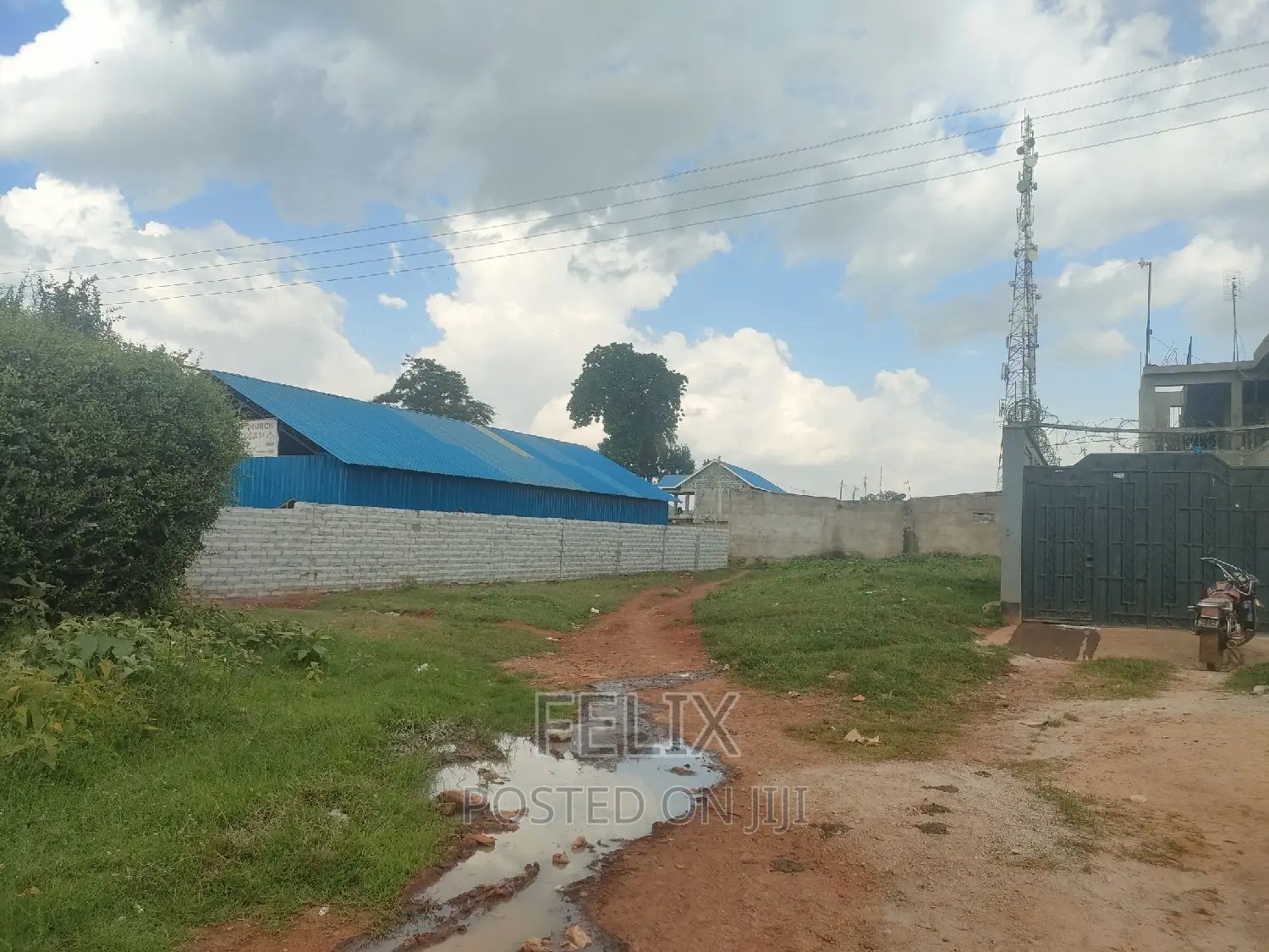 Karatina Karindundu 50/100 in Karatina Town