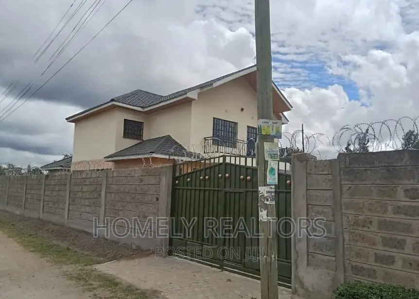 Spacious 4-Bedroom Maisonette in Rongai Kanisani, Nkoroi – For Sale in Nkoroi