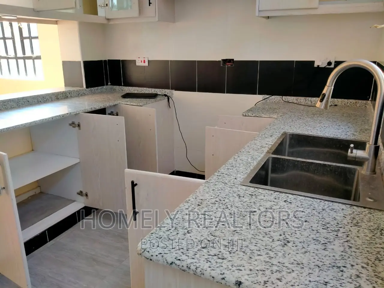 Spacious 4-Bedroom Maisonette in Rongai Kanisani, Nkoroi – For Sale in Nkoroi