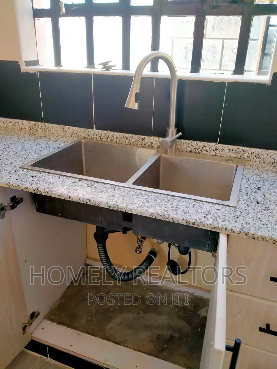Spacious 4-Bedroom Maisonette in Rongai Kanisani, Nkoroi – For Sale in Nkoroi