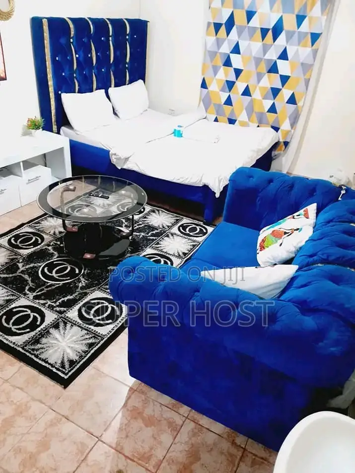 South B Studio - Sleek, Spacious & Modern Accommodation in South B