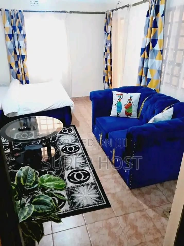 South B Studio - Sleek, Spacious & Modern Accommodation in South B