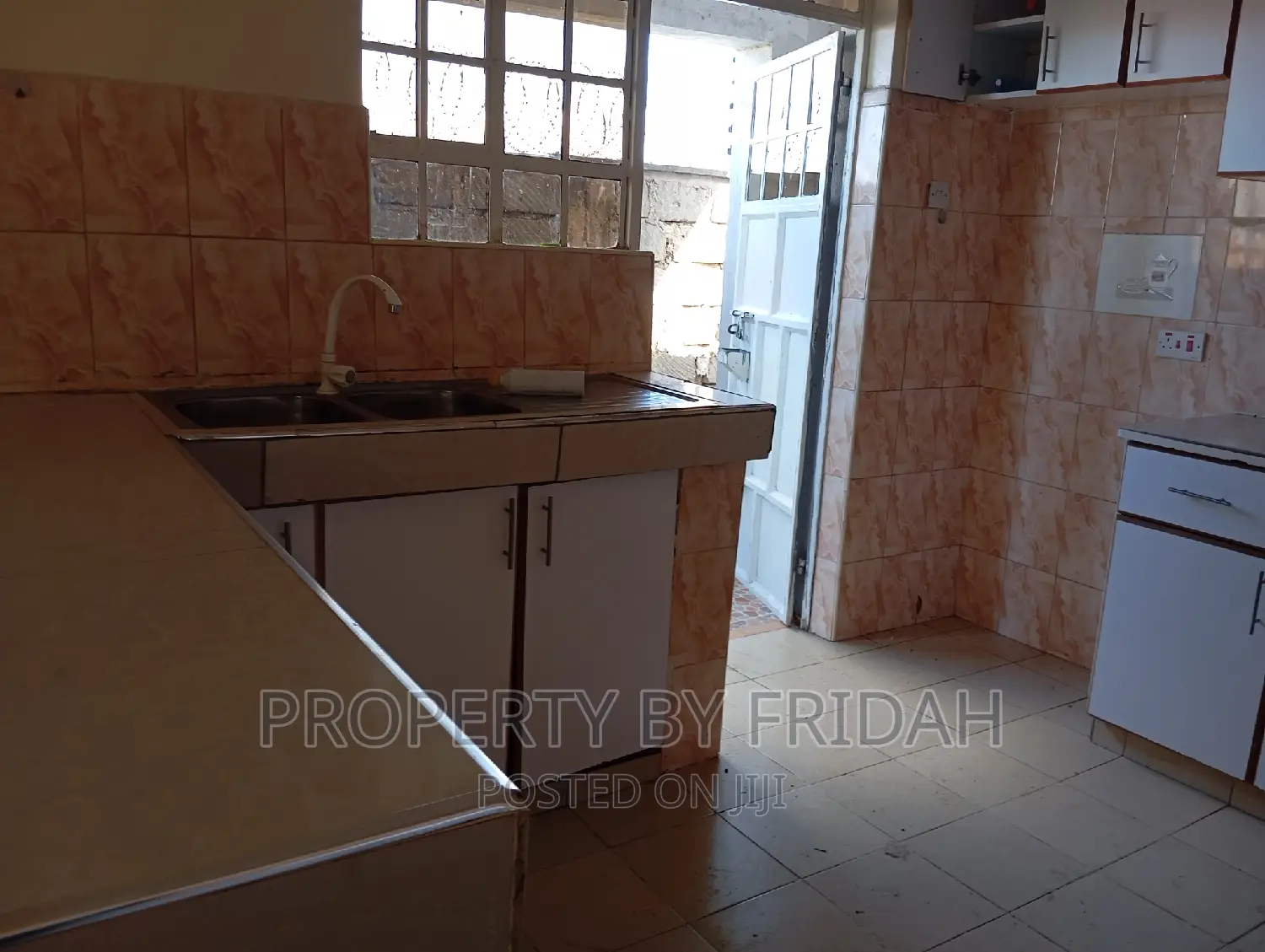 Spacious 3-Bedroom Bungalow in Kitengela - Rent Now in Kitengela
