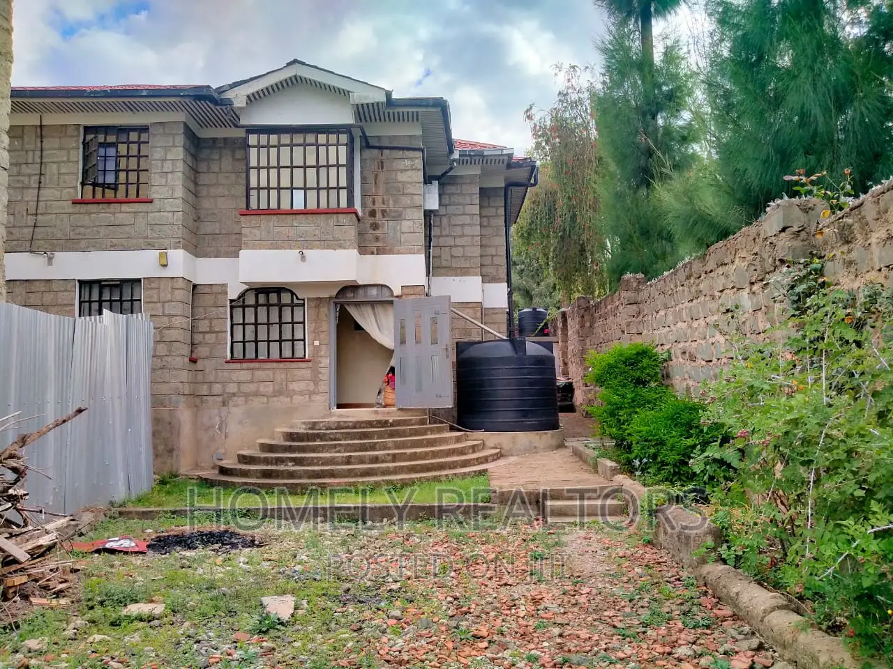 Spacious 5-bedroom Maisonette in Rongai Nkoroi Estate - For Sale in Nkoroi