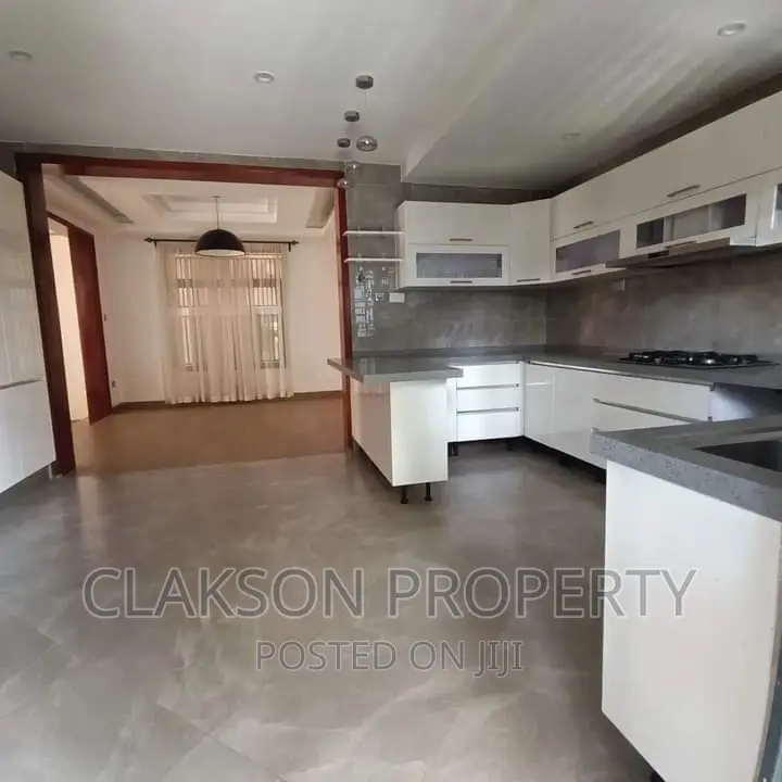 Rent a 5-Bedroom Townhouse with Terrace in Exclusive Lavington Neighborhood in Lavington