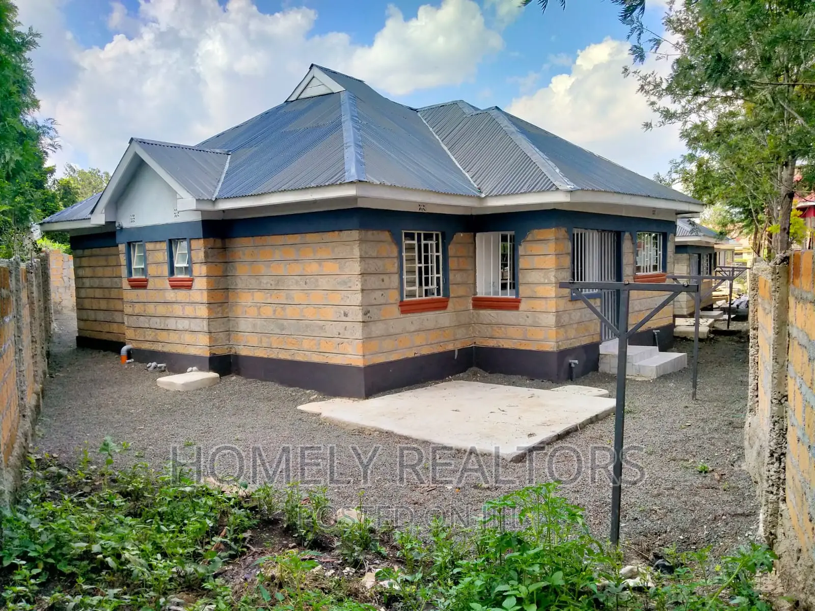 Modern 3-Bedroom Bungalow in Prime Ongata Rongai Location - For Sale in Nkoroi