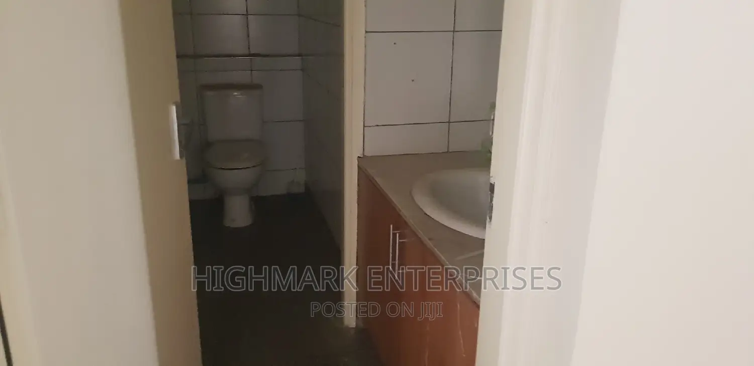 Rent Industrial Unit: Spacious Go-Down in Nairobi's Industrial Area in Industrial Area (Nairobi)