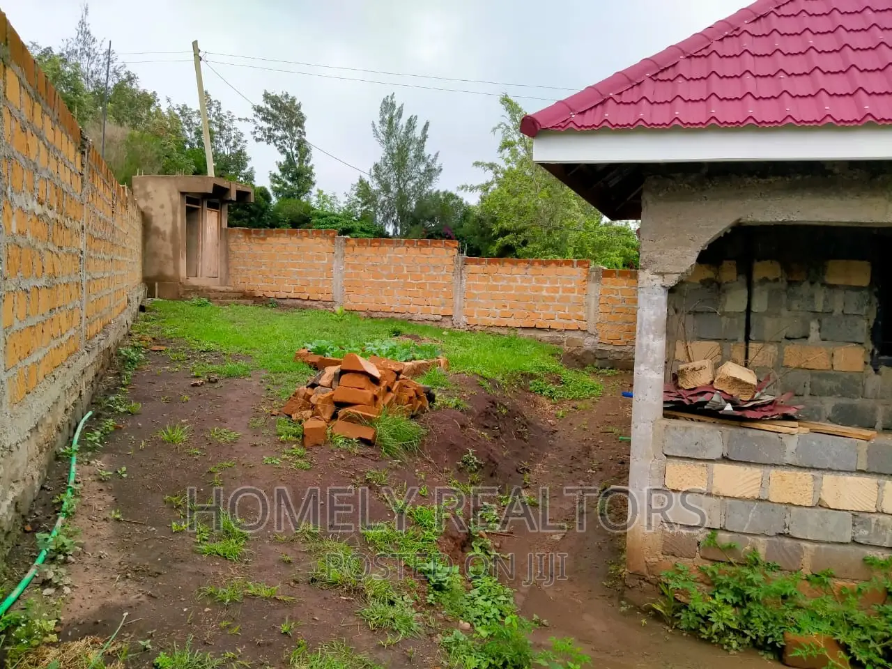 3-Bedroom Bungalow on Half-Acre Land in Sought-After Kibiku, Ngong in Kibiku