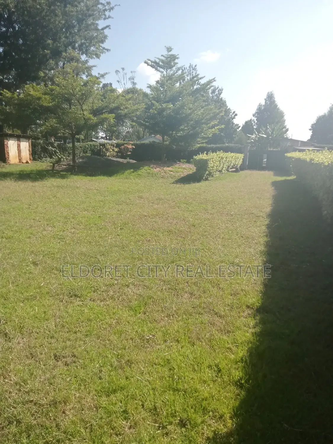 1/2 Acre Sogomo UOE With Two Bedroom House in Kapsuswa