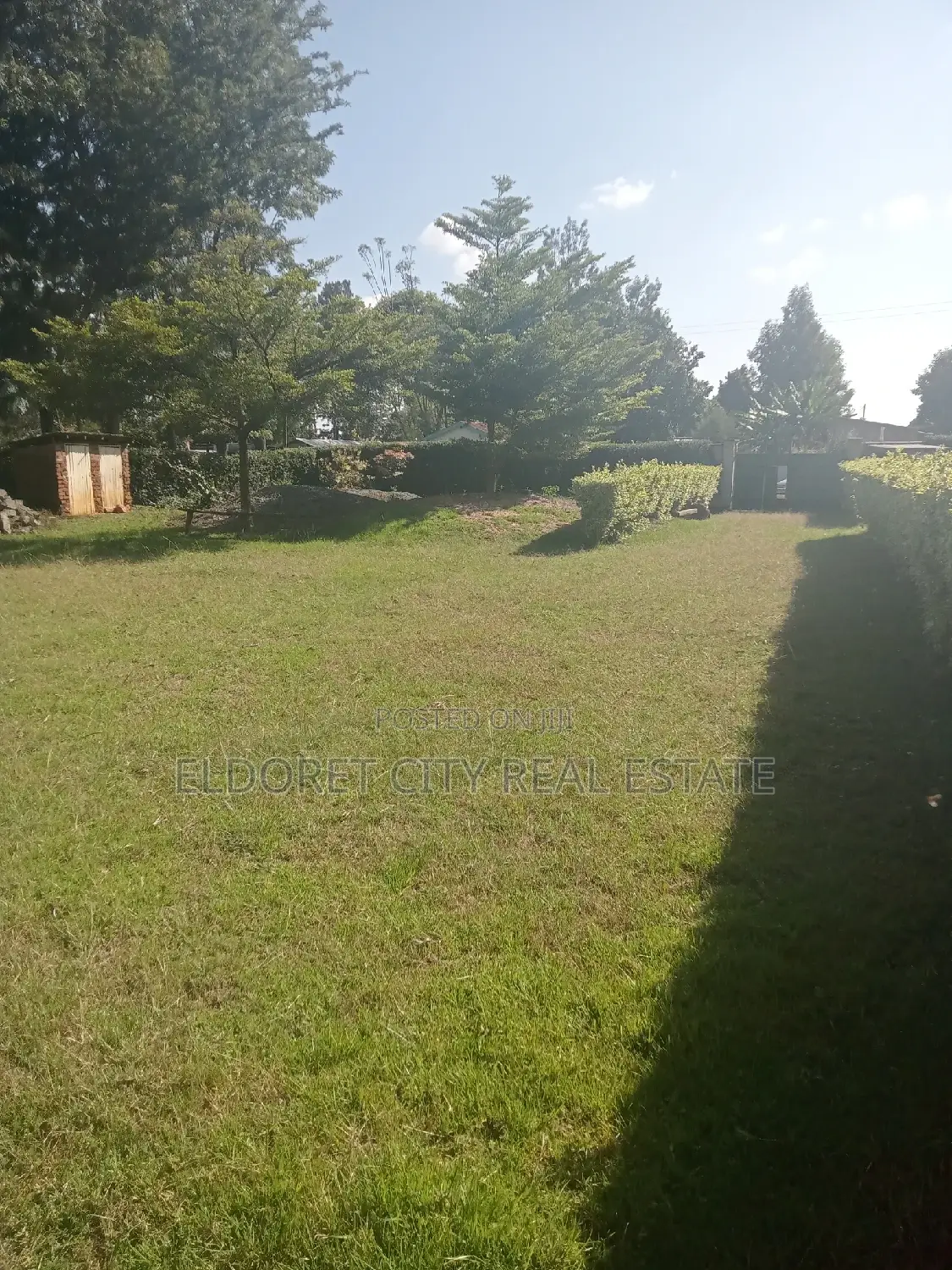 1/2 Acre Sogomo UOE With Two Bedroom House in Kapsuswa