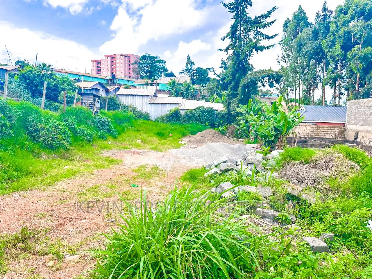 Kikuyu Town: 1/8 Acre Land for Sale - Don't Miss Out! in Kikuyu