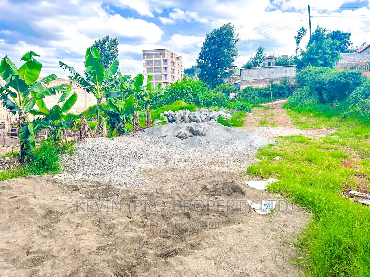 Kikuyu Town: 1/8 Acre Land for Sale - Don't Miss Out! in Kikuyu