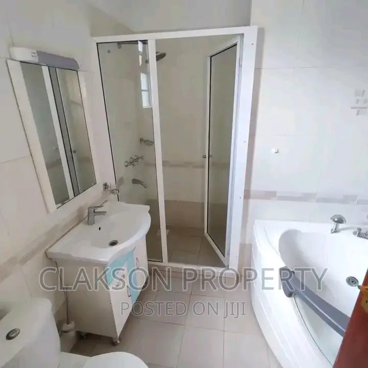 Lavington 2-Bedroom Living Space for Rent in Lavington