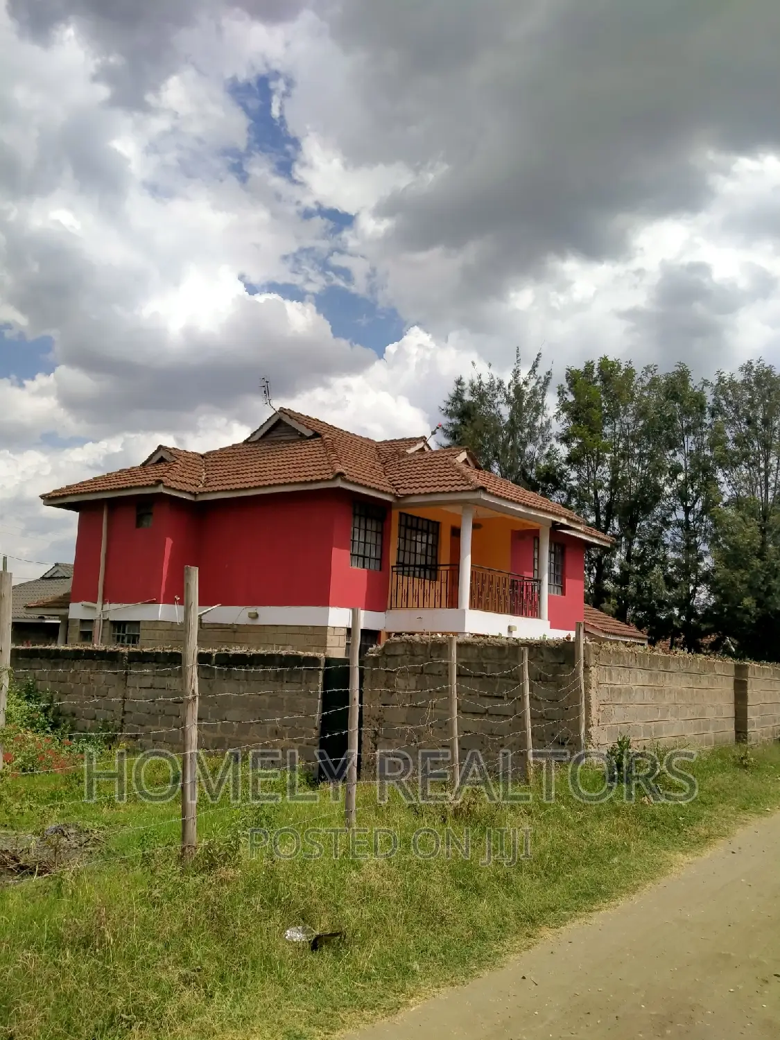5-Bedroom Maisonette in Sought-after Nkoroi Ongata Rongai - For Sale in Nkoroi