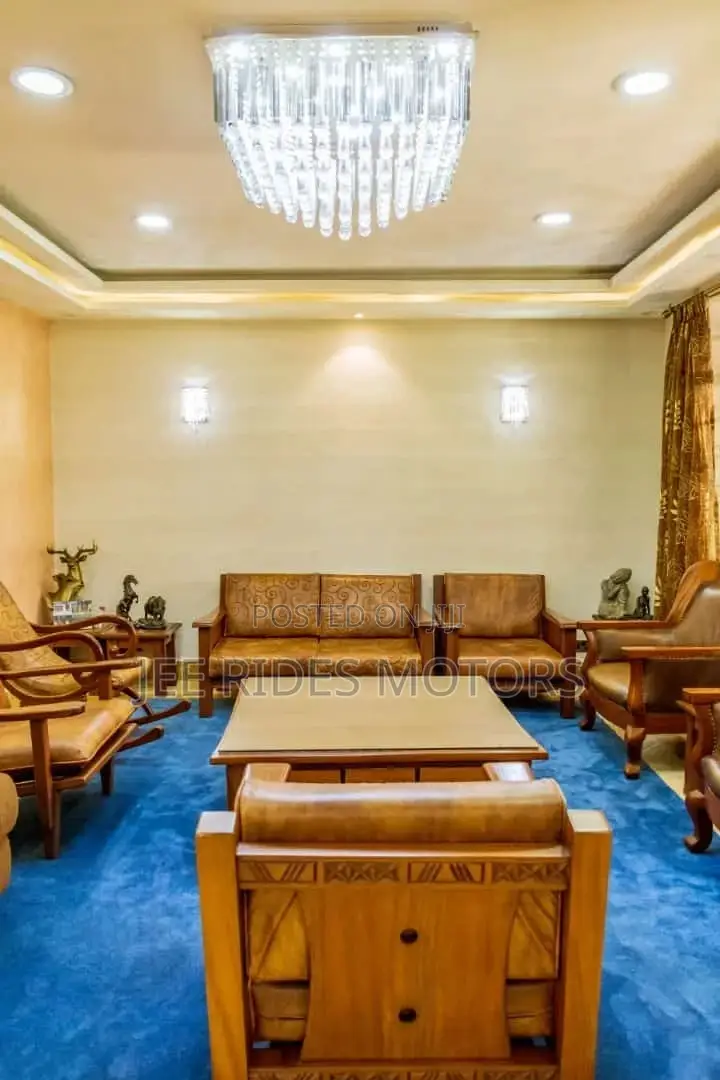 6-Bedroom Furnished Mansion in Exclusive Lavington, Nairobi Central for Sale in Nairobi Central