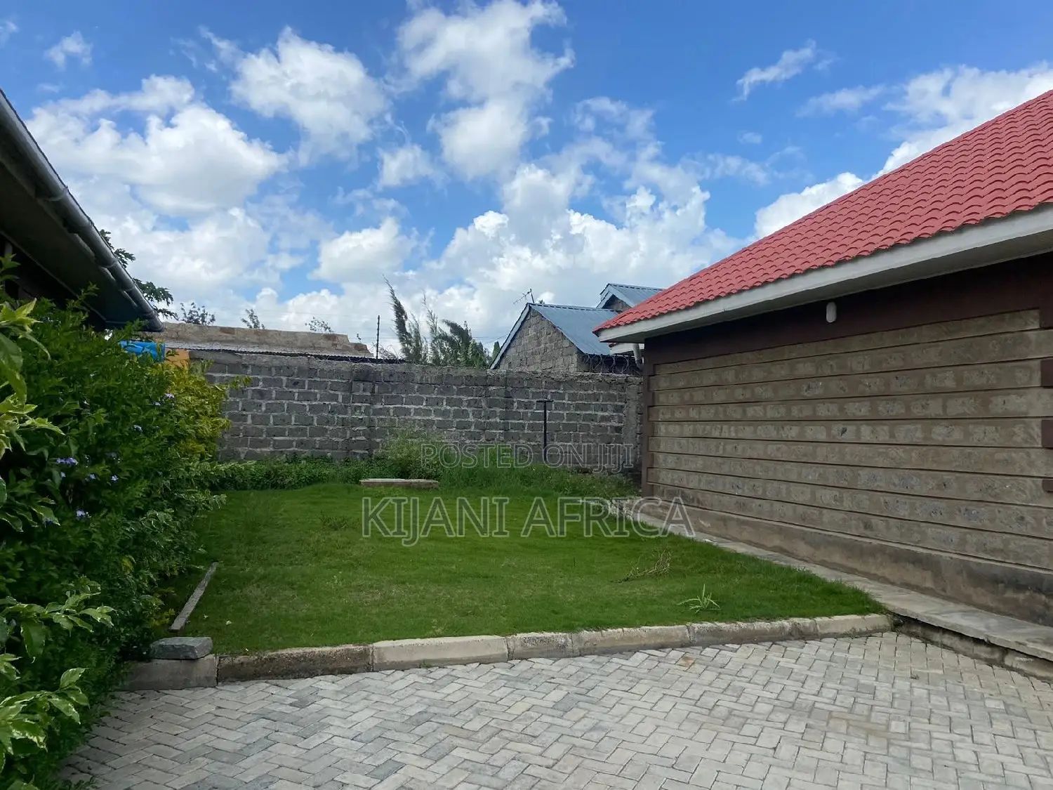 3-Bedroom Bungalow in sought-after Ruai location in Kamulu