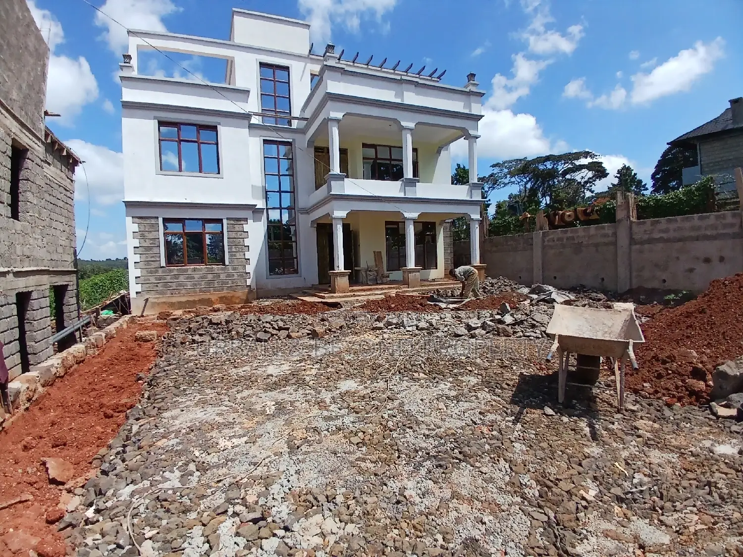 Kikuyu's 4-Bedroom Mansion For Sale - Dream Home Awaits in Kikuyu