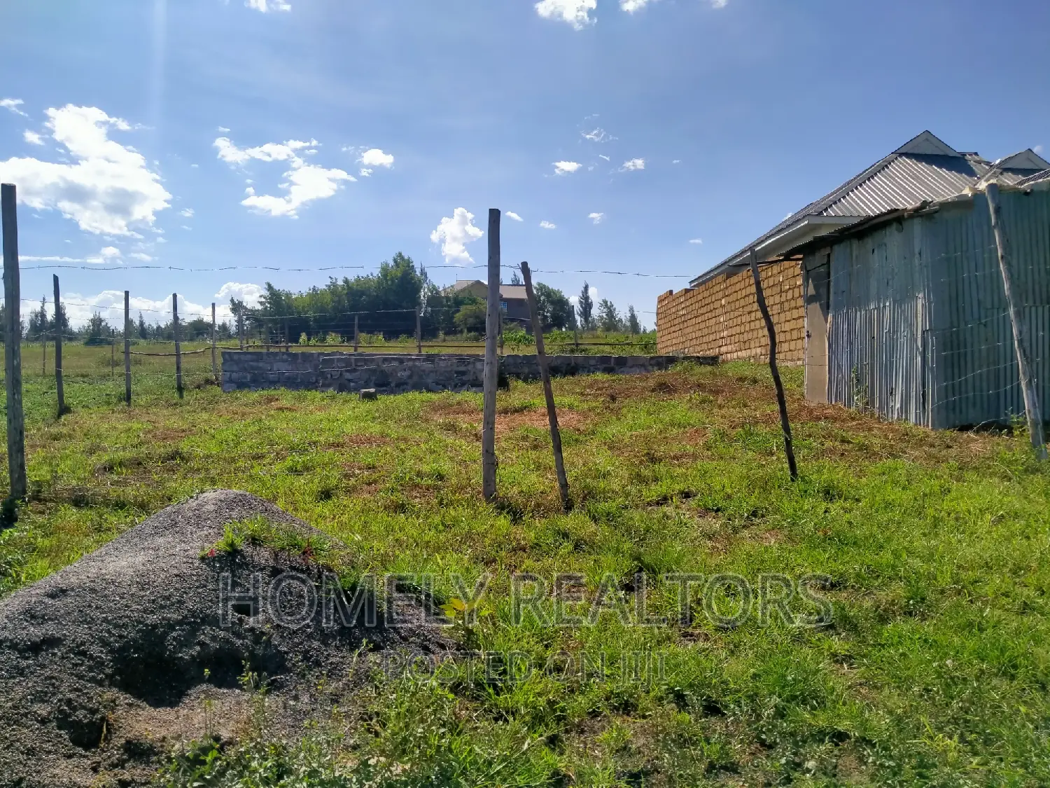 Spacious 3-Bedroom Plot in Kiserian GP: Ready-Made Home Foundation in Kiserian