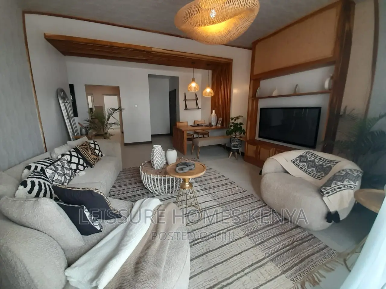 Modern 2-bedroom Apartment in Gateway Mall Area Now on the Market in Gateway Mall Area