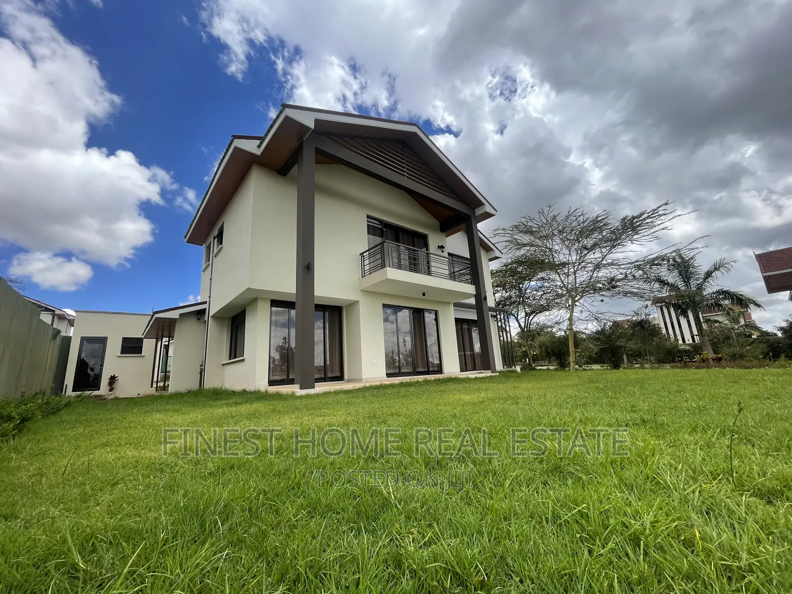4-Bedroom Villa in Machakos Town's Tranquil Serene Park - Up for Grabs in Machakos Town