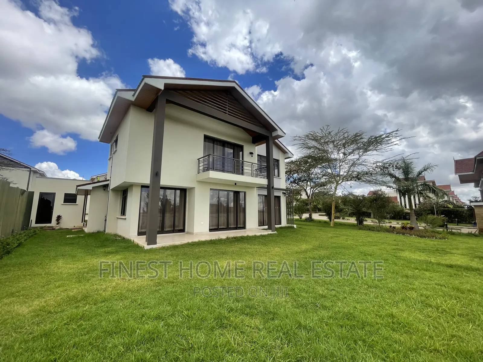 4-Bedroom Villa in Machakos Town's Tranquil Serene Park - Up for Grabs in Machakos Town
