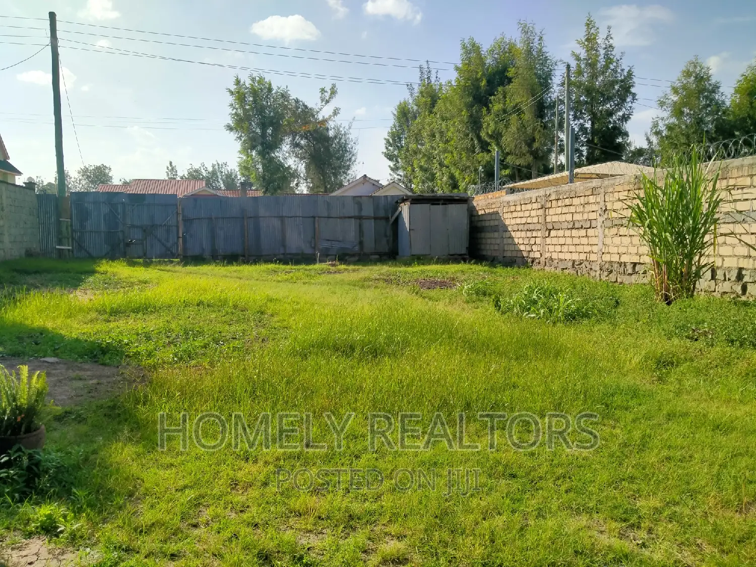 8th Acre Plot: Eighth Acre Nkoroi Gated Estate with 1-BDRM Bungalow in Kiserian