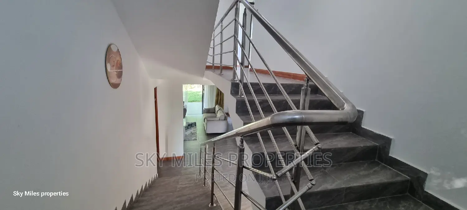 Vipingo: 4-Bedroom Villa in Kuruwitu - For Sale in Vipingo