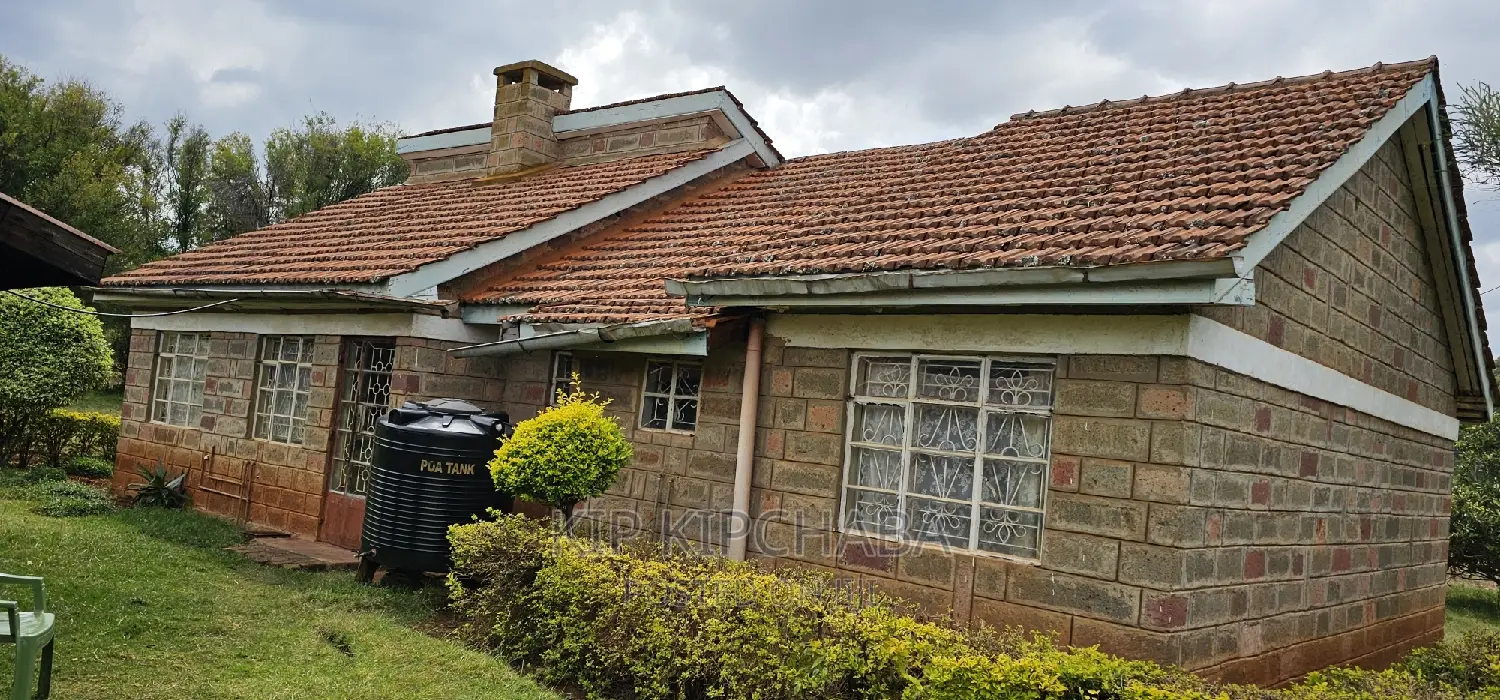 3-Bedroom Bungalow in sought-after Kimorning, Illula - For Sale in Illula