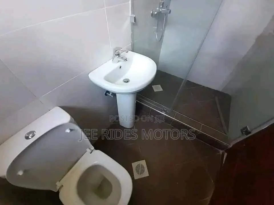 Furnished 5-bedroom Maisonette in Nairobi Central's Gateway Mall up for sale in Nairobi Central