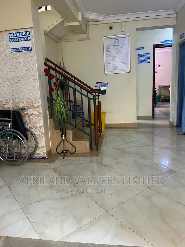 Katani Townhouse Terrace with 4 Bedrooms Available for Purchase in Katani