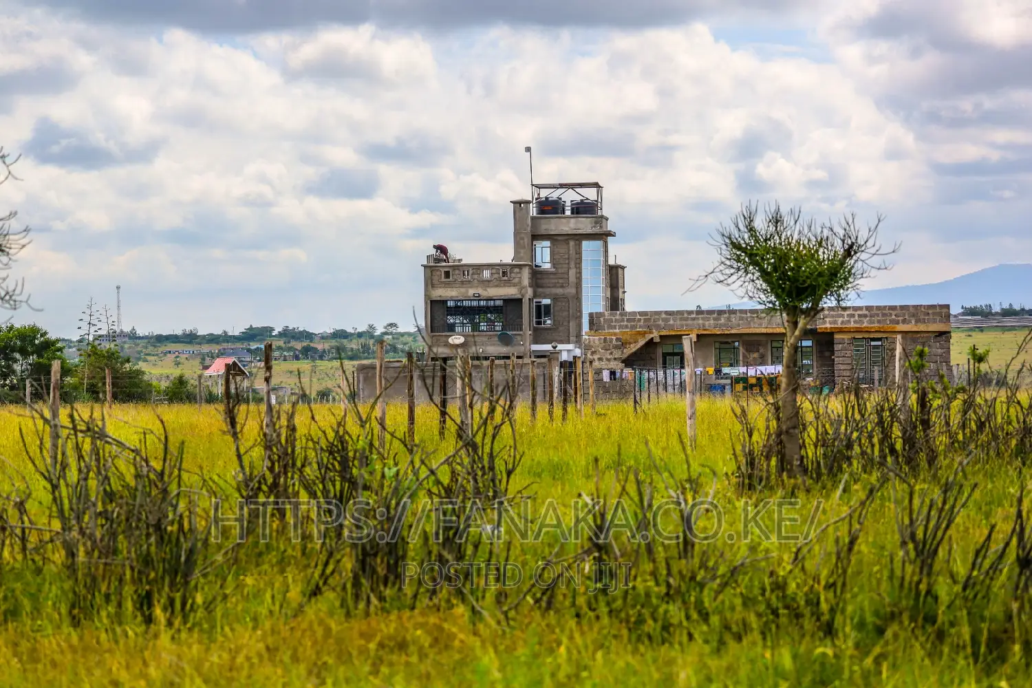 Golden Opportunity Along Kangundo Road ^ SJ in Malaa